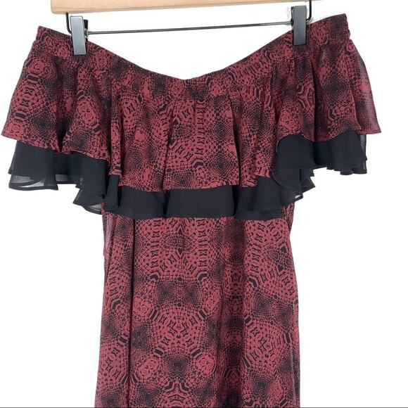 NWT Sam Edelman red and black reptile off shoulder knee length dress size 4 - Picture 2 of 5